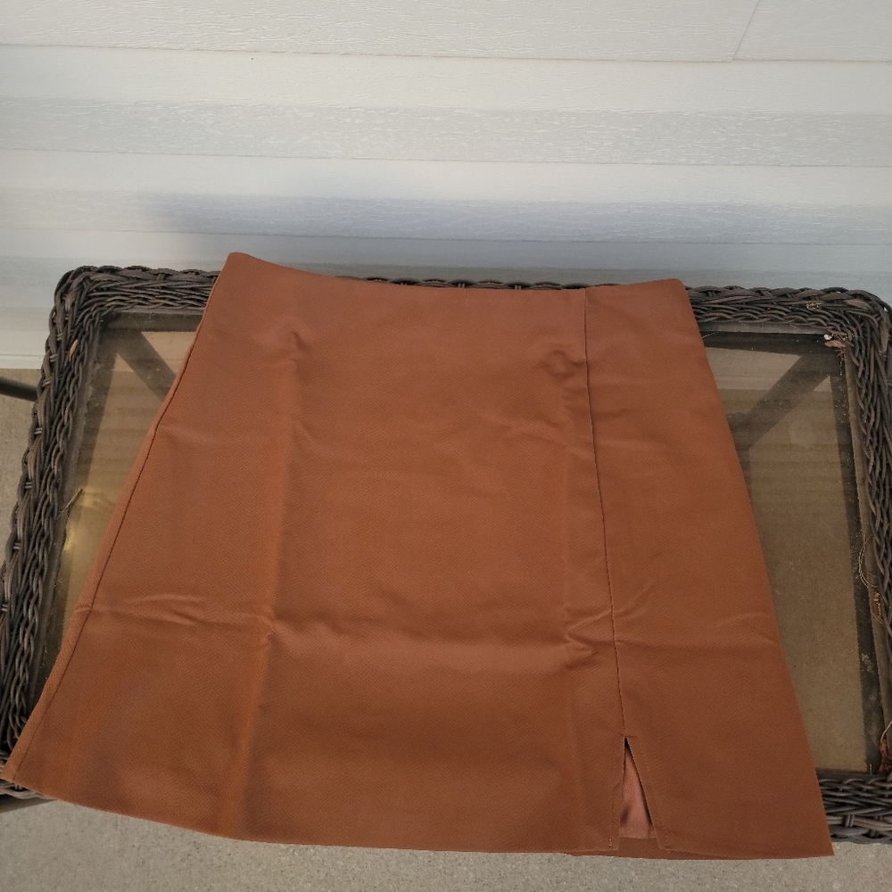 White Birch XL Brown Faux Leather Skirt